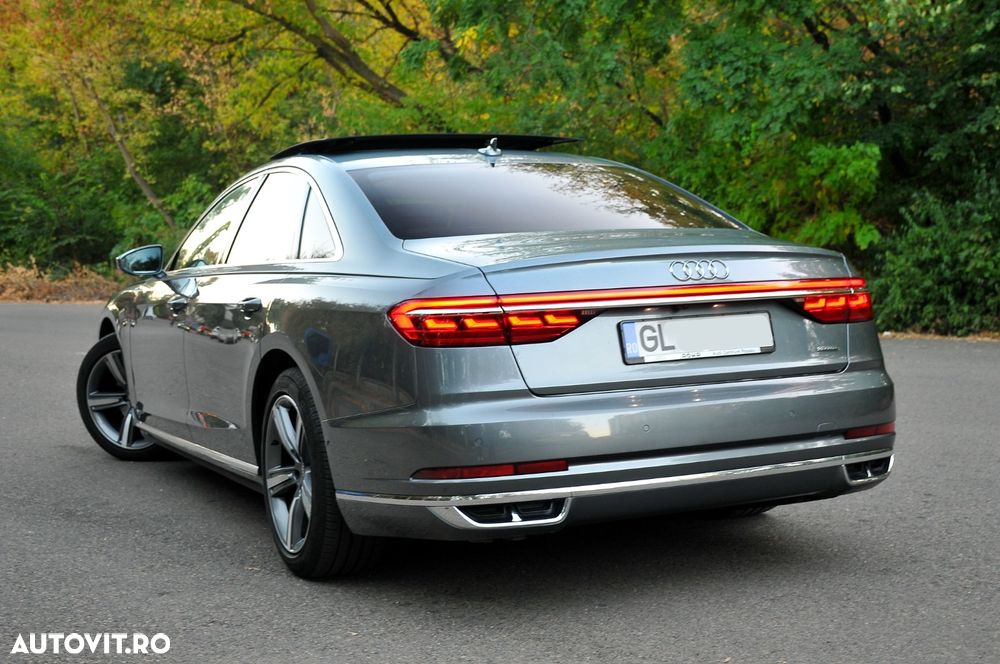 Audi A8 - 5