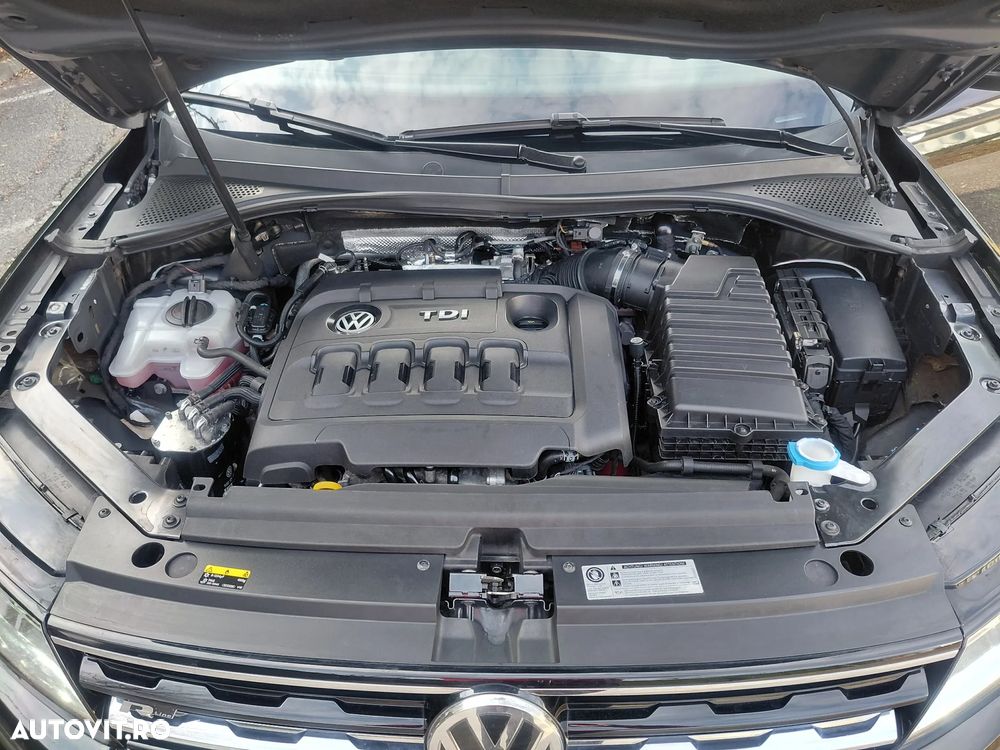 Volkswagen Tiguan - 9