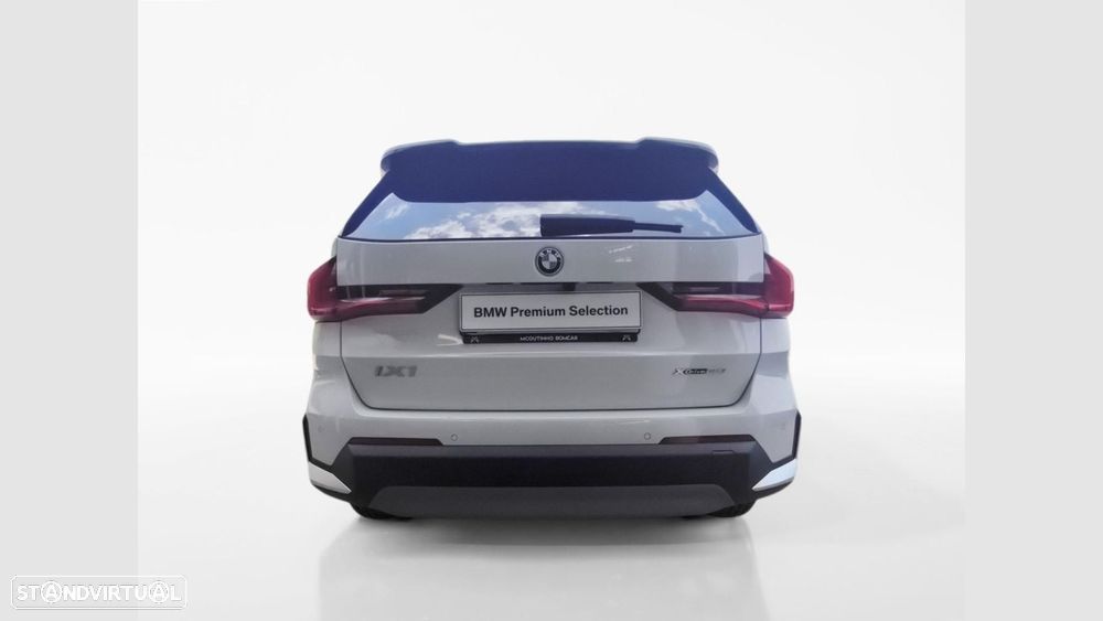 BMW iX1 xDrive30 - 8