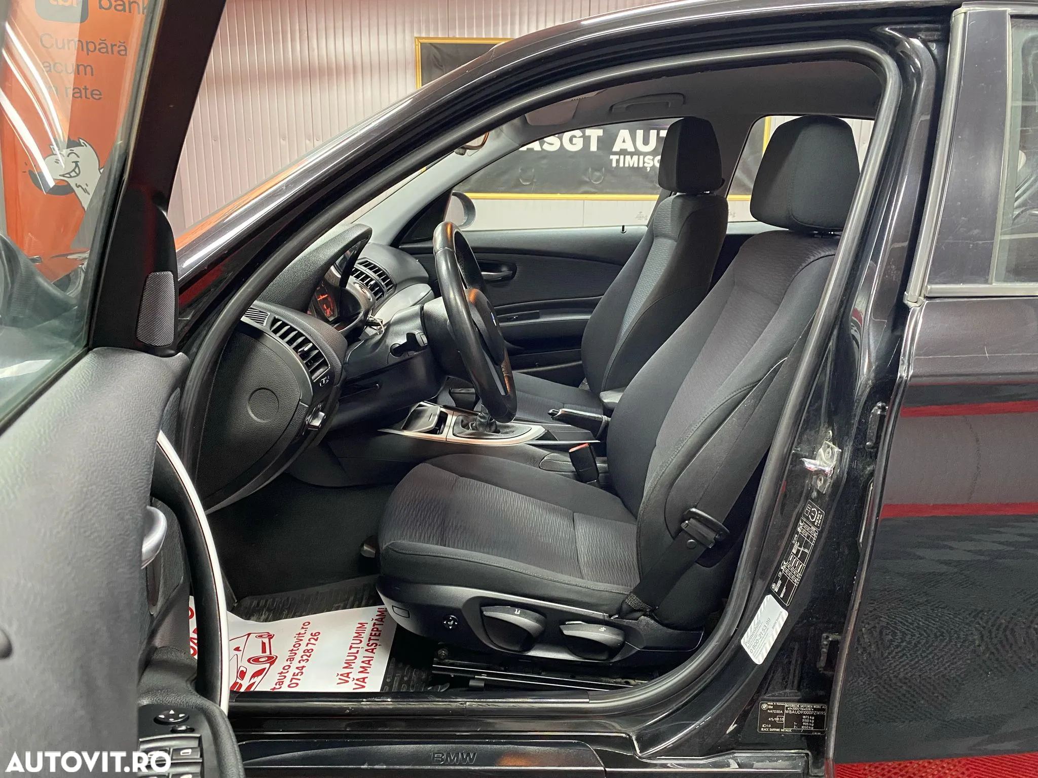 BMW Seria 1 - 11