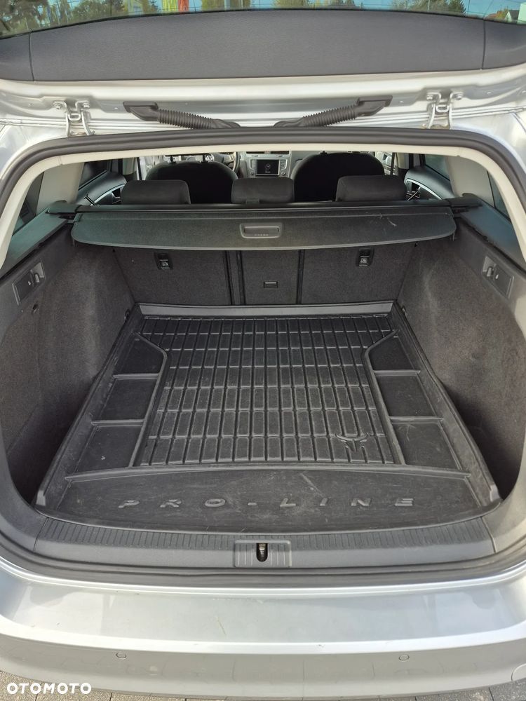 Volkswagen Golf VII 1.6 TDI BlueMotion Trendline - 12