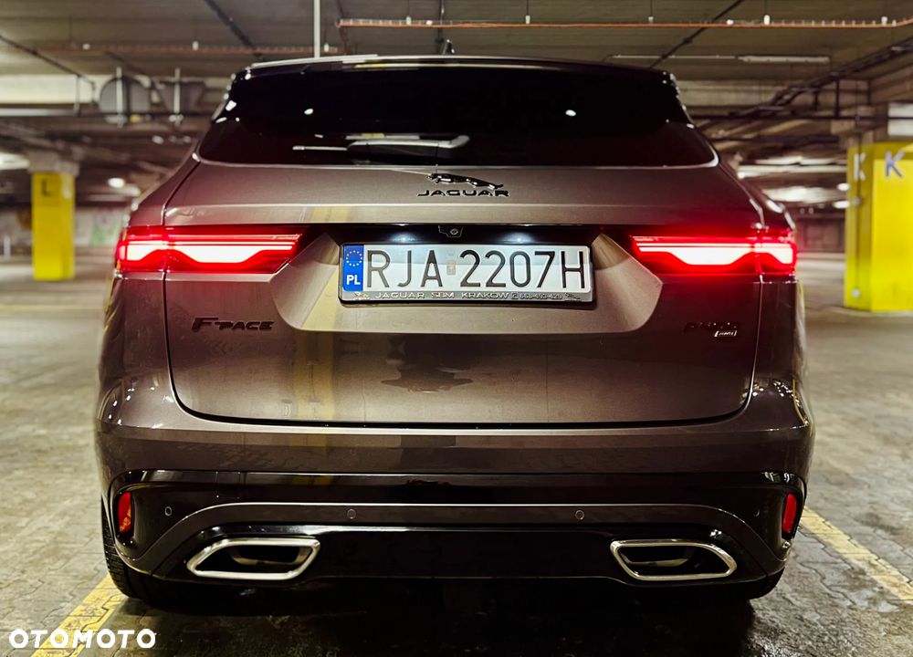 Jaguar F-Pace P400 AWD R-Dynamic S - 16