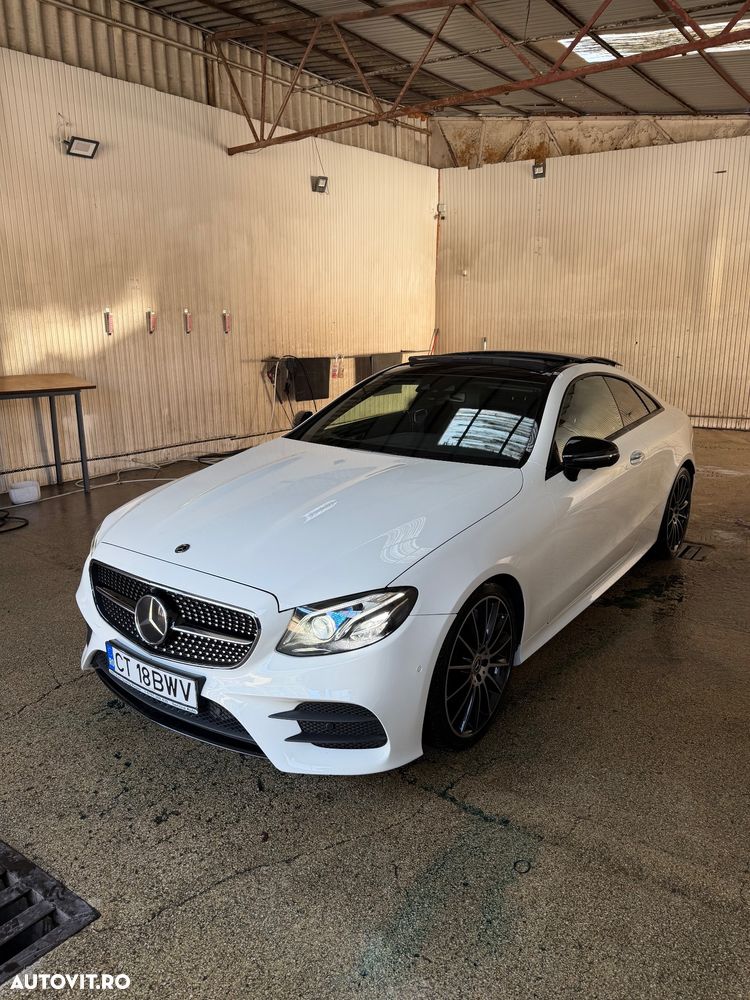Mercedes-Benz E 300 - 1