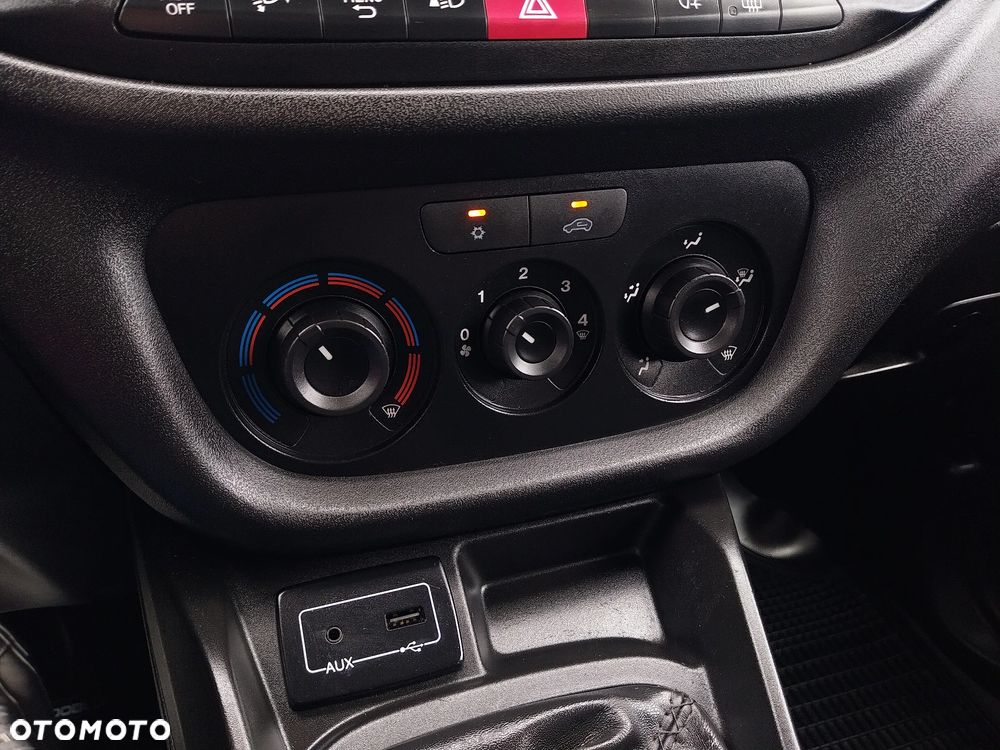 Fiat Doblo L2 SX Maxi Long / 1.4 Benzyna 95 KM - 22
