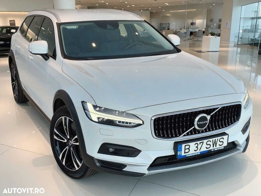 Volvo V90 B5 D AWD Geartronic Momentum Pro - 2