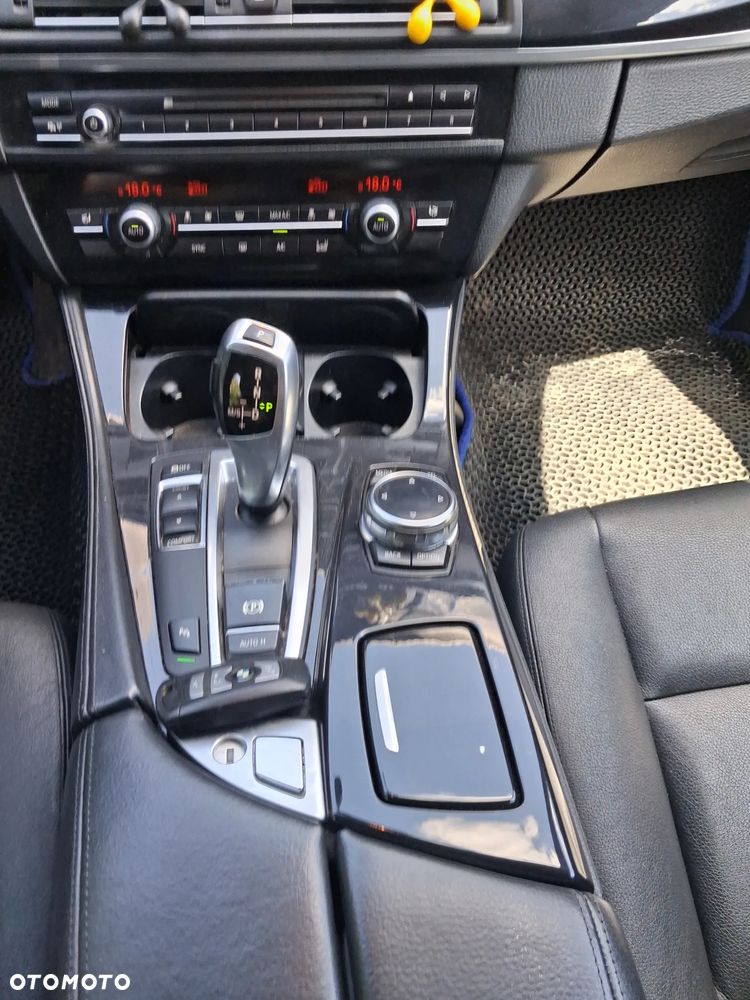 BMW Seria 5 518d Modern Line - 22