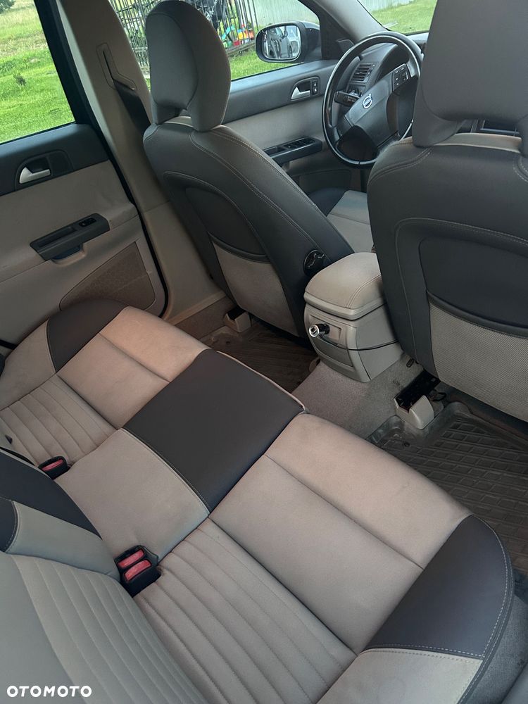 Volvo V50 1.6D - 9