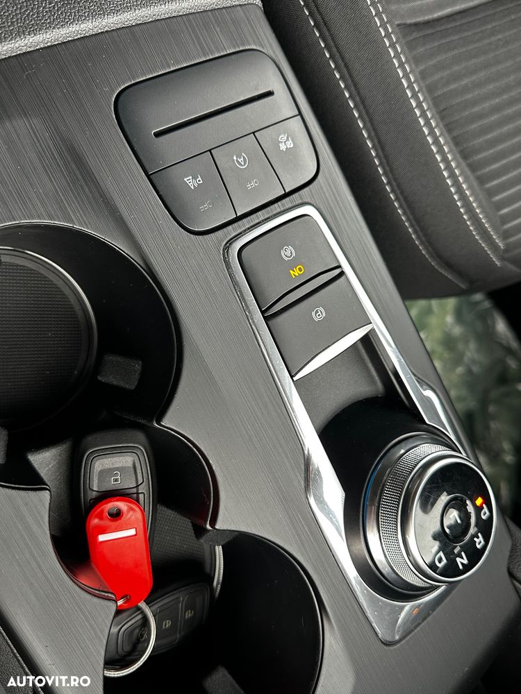 Ford Kuga 1.5 EcoBlue A8 FWD Titanium - 16