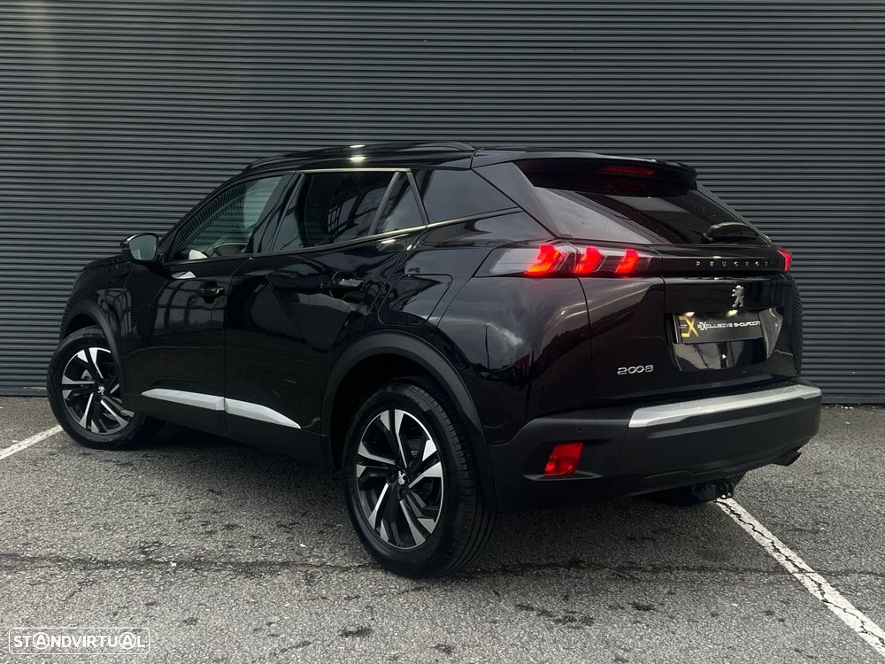Peugeot 2008 1.2 PureTech Allure - 4