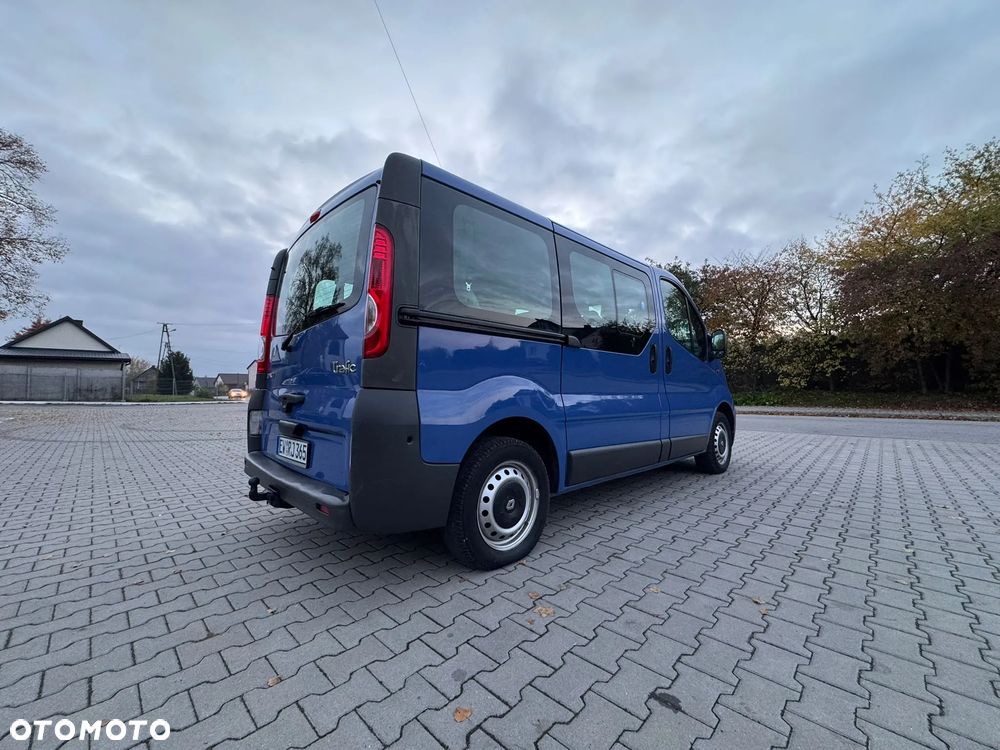 Renault Trafic L1H1 Passenger Lux - 15