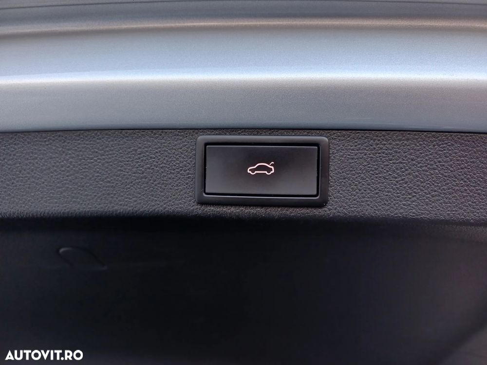 Skoda Octavia 2.0 TDI DSG Style - 38