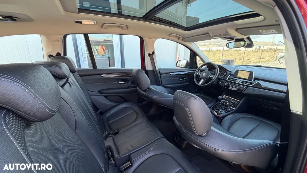 BMW Seria 2 216d Luxury Line - 14