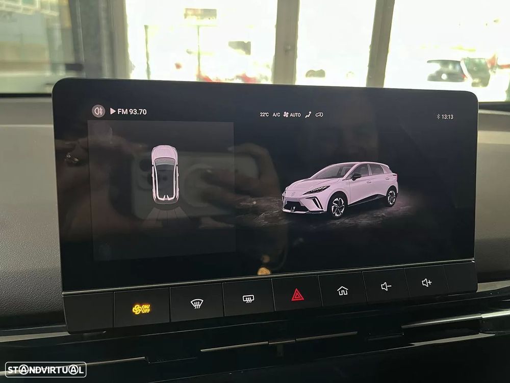 MG MG4 4 Standard - 16