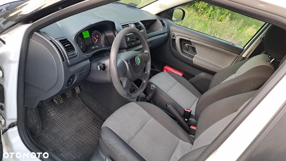 Skoda Fabia 1.4 16V Active - 9