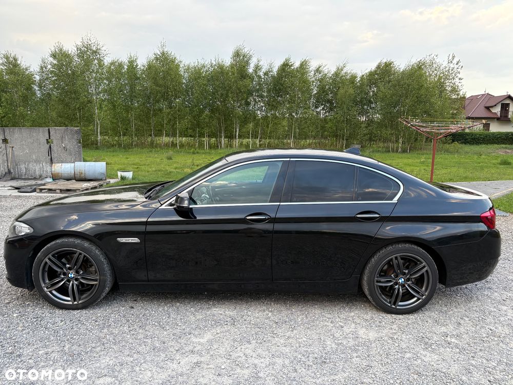 BMW Seria 5 520d Luxury Line - 4