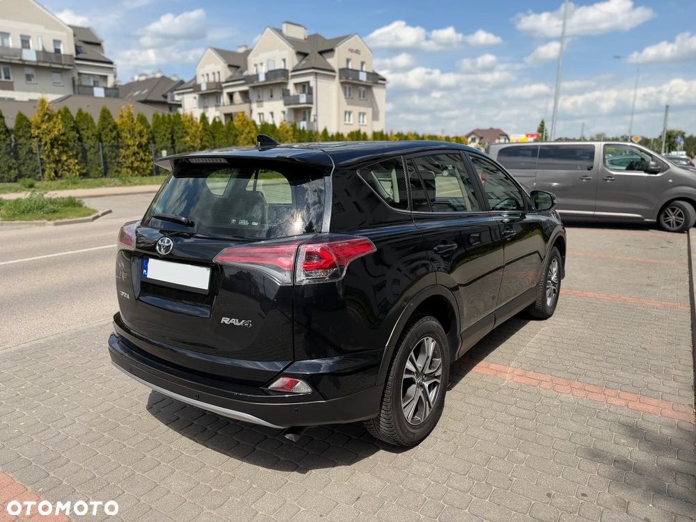 Toyota RAV4 2.0 D-4D Premium 4x2 - 5