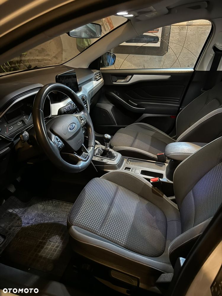 Ford Focus 2019 photo 5