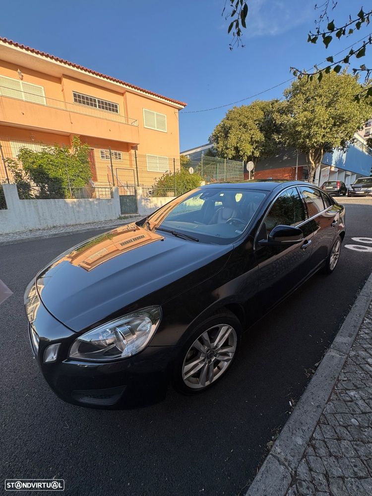 Volvo S60 2.0 D3 Kinetic - 3