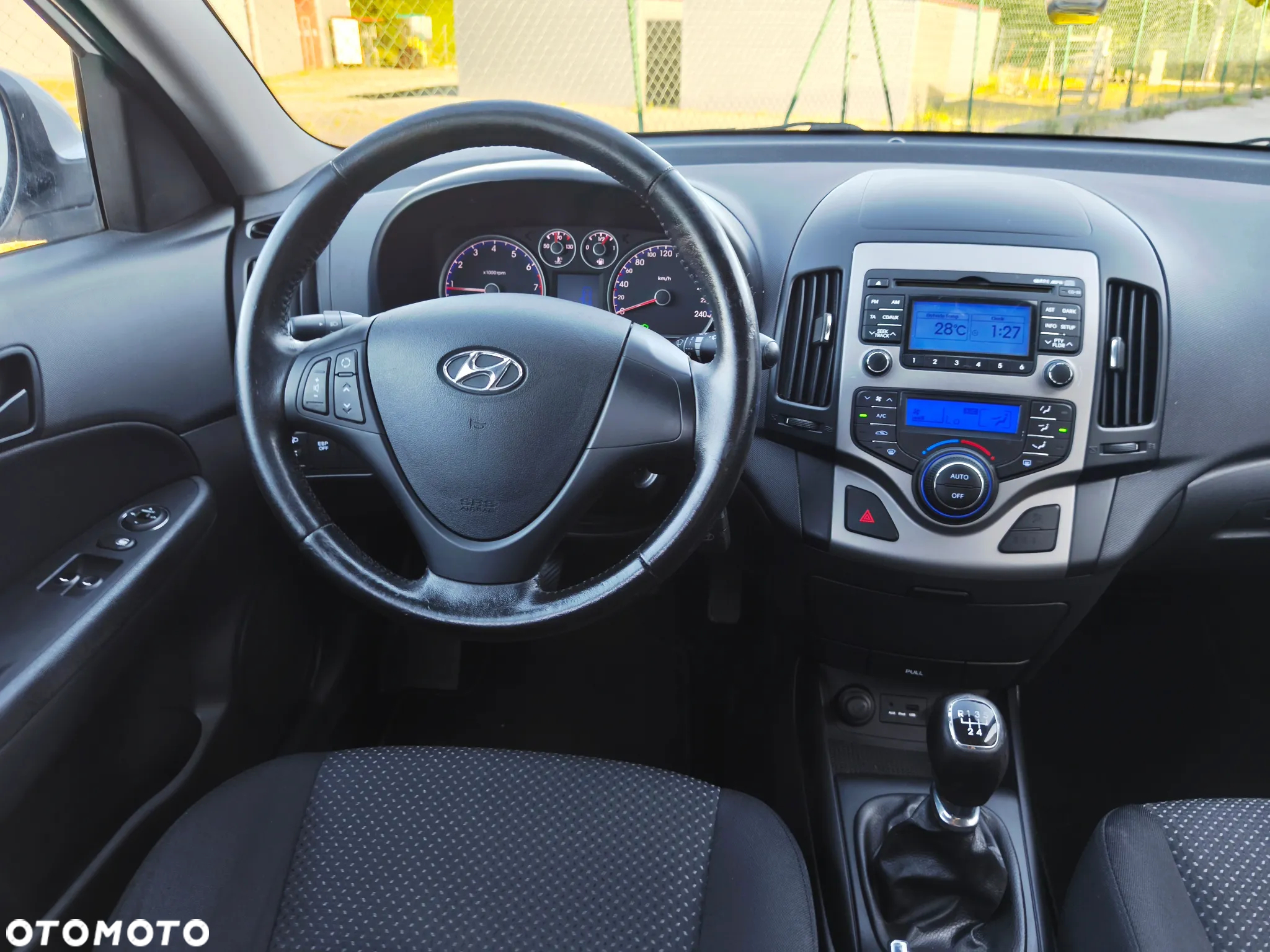 Hyundai i30 1.4 Comfort EU5 - 4