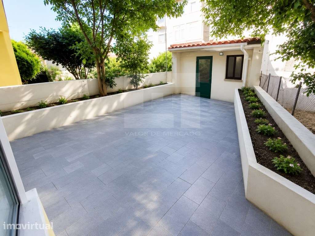 Apartamento t2 à venda na Praceta Infante Dom Pedro - Grande imagem: 3/28