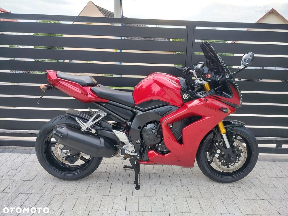 Yamaha FZ - 1
