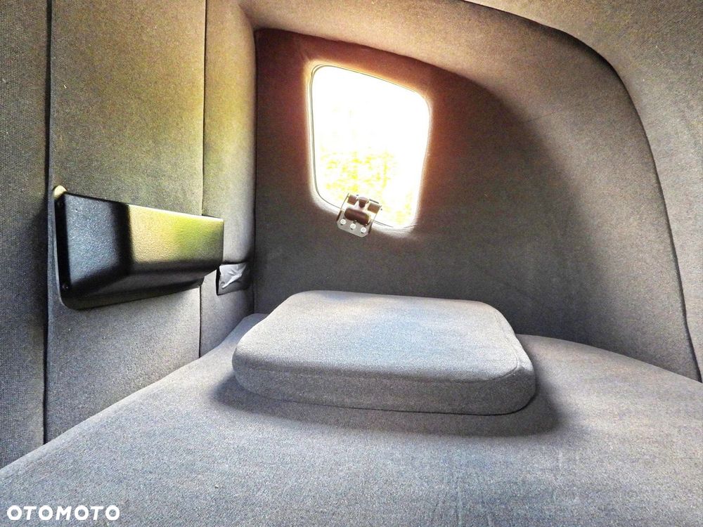 Renault MASTER  PLANDEKA 10 PALET WEBASTO TEMPOMAT LEDY PNEUMATYKA KLIMATYZACJA  165KM - 41