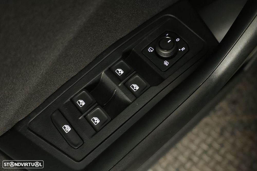 VW T-Roc 1.0 TSI Life - 19