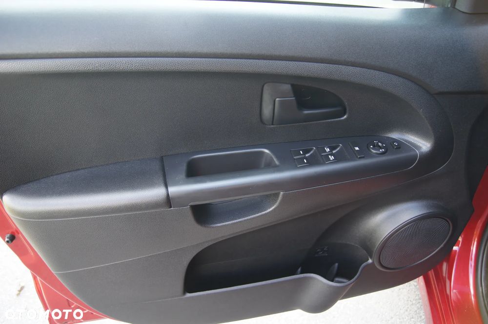 Kia Venga 1.4 CVVT Spirit - 9
