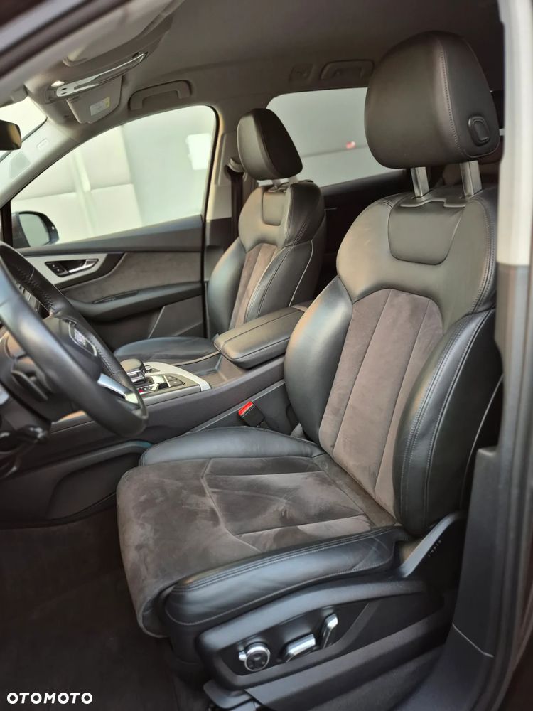 Audi Q7 - 19