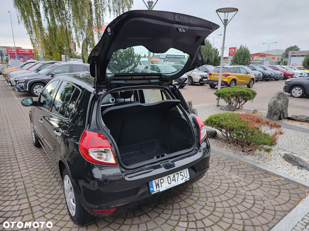 Renault Clio - 8