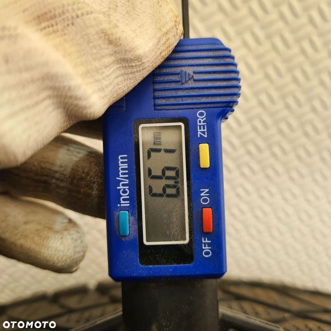 AUDI A6 Q3 KOŁA ZIMOWE ALUFELGI FELGI 17 - 4
