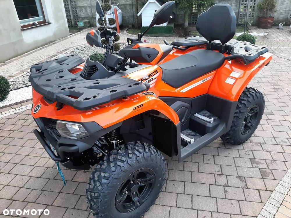 CFMoto CForce - 8