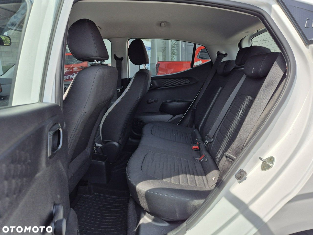Hyundai i10 - 13
