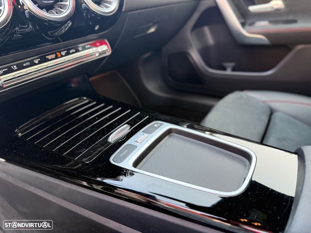 Mercedes-Benz A 200 d AMG Line Aut. - 28