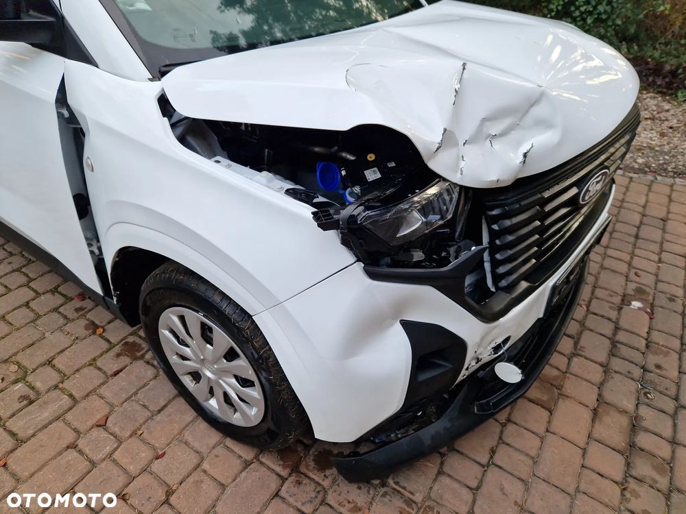 Ford Transit Courier - 4