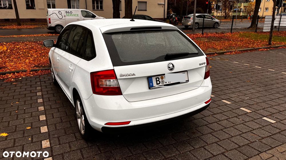 Skoda RAPID 1.2 TSI Edition - 2