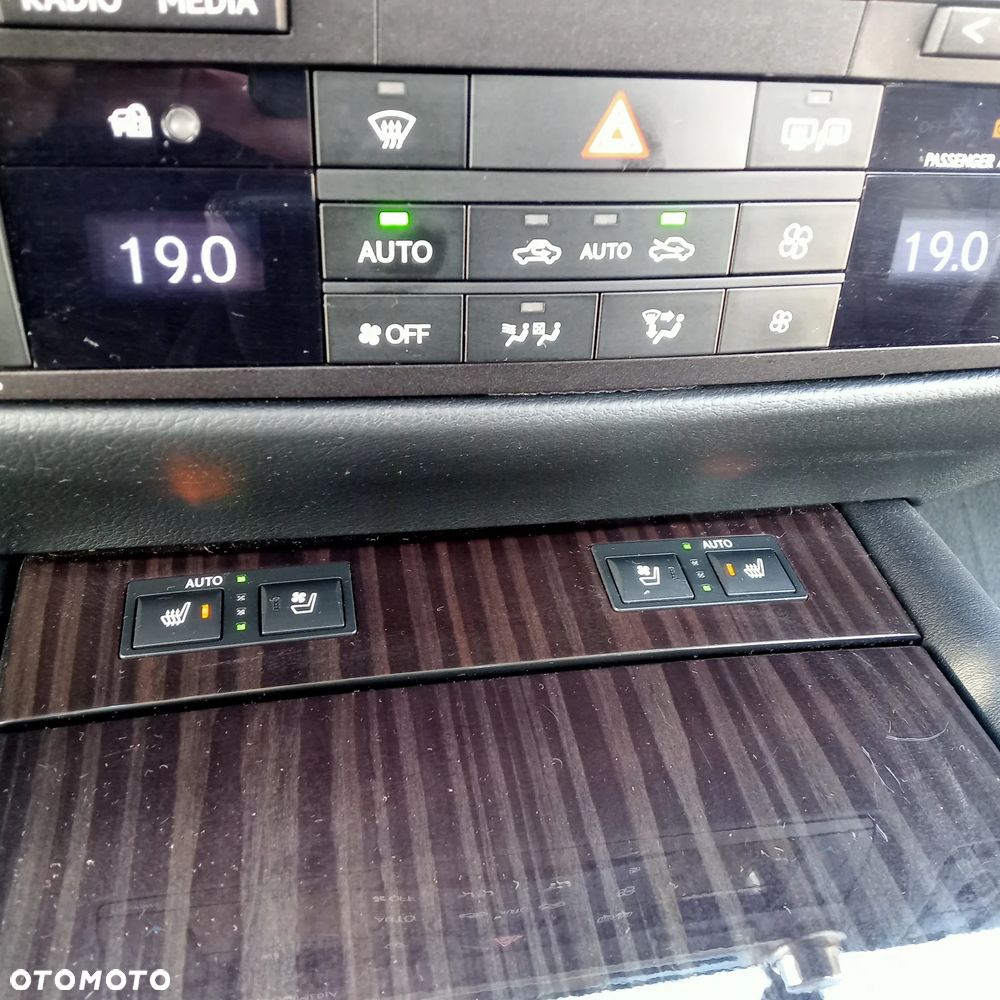 Lexus GS 200t / 300 Elegance - 18