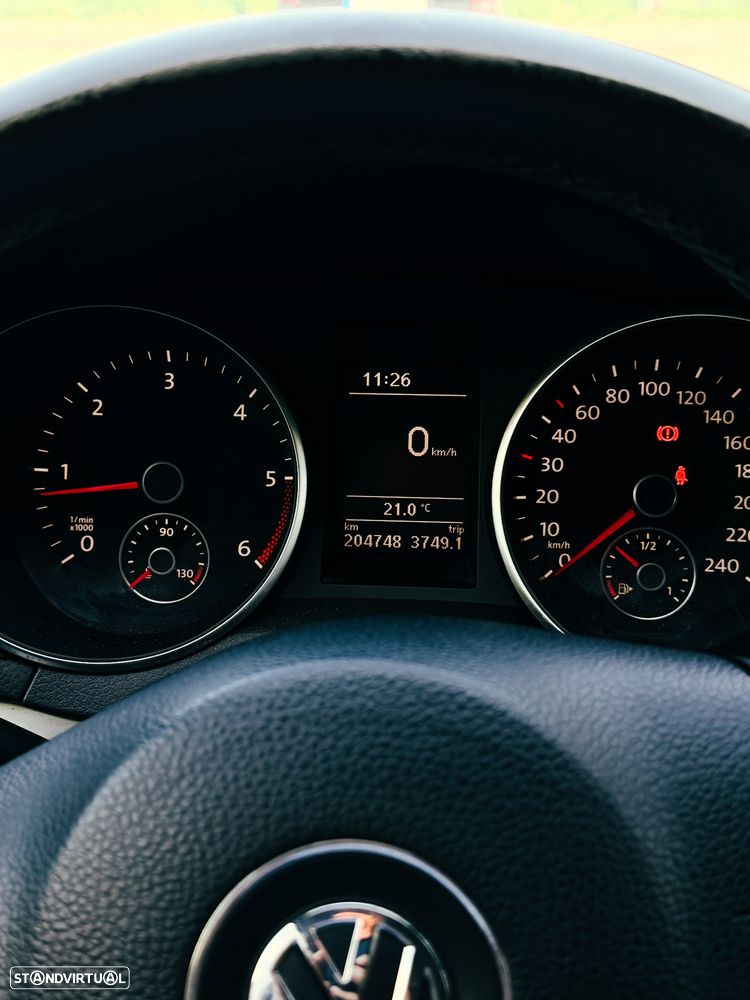 VW Golf 1.6 TDi Highline - 21