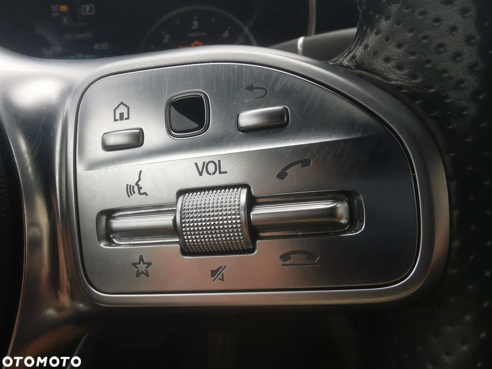 Mercedes-Benz Klasa C 300 de 9G-TRONIC - 31
