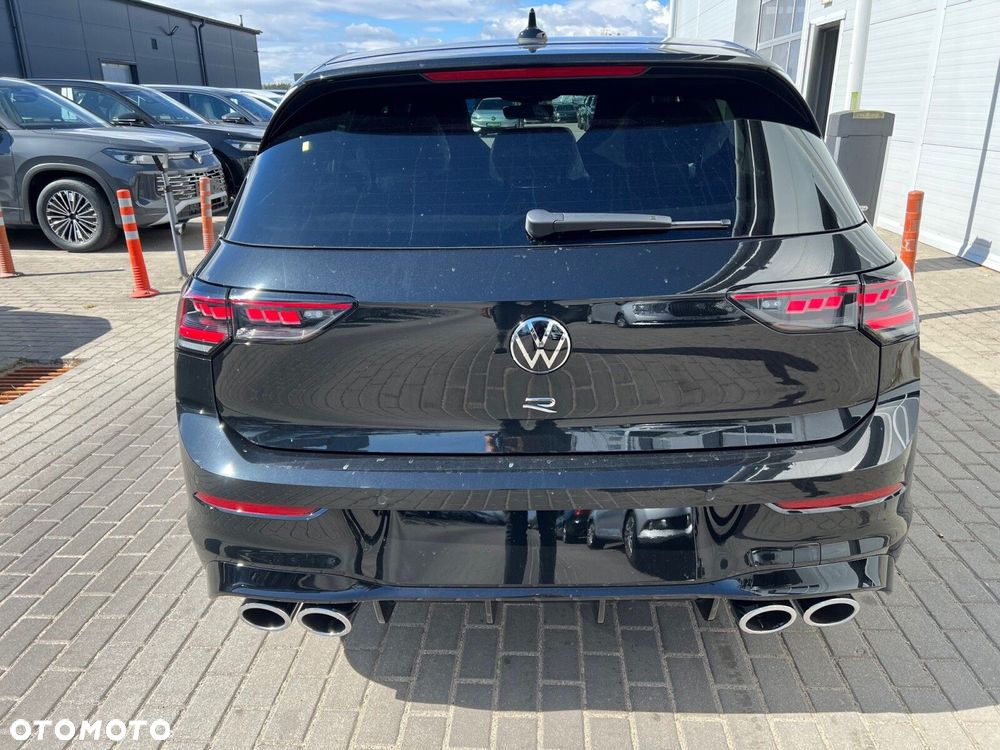 Volkswagen Golf - 5