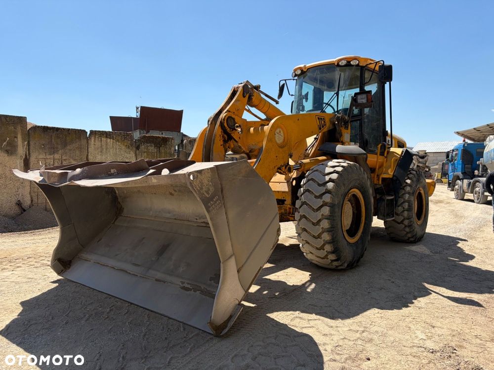 JCB 436 4X4 - 1