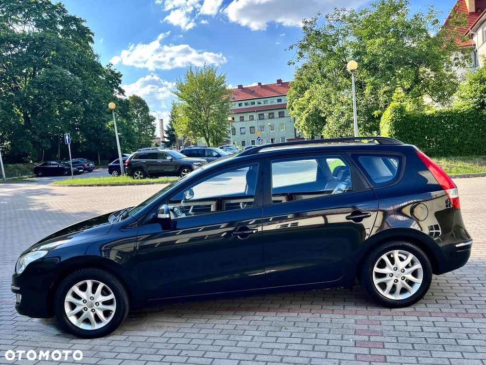 Hyundai i30 i30cw 2.0 Style - 3