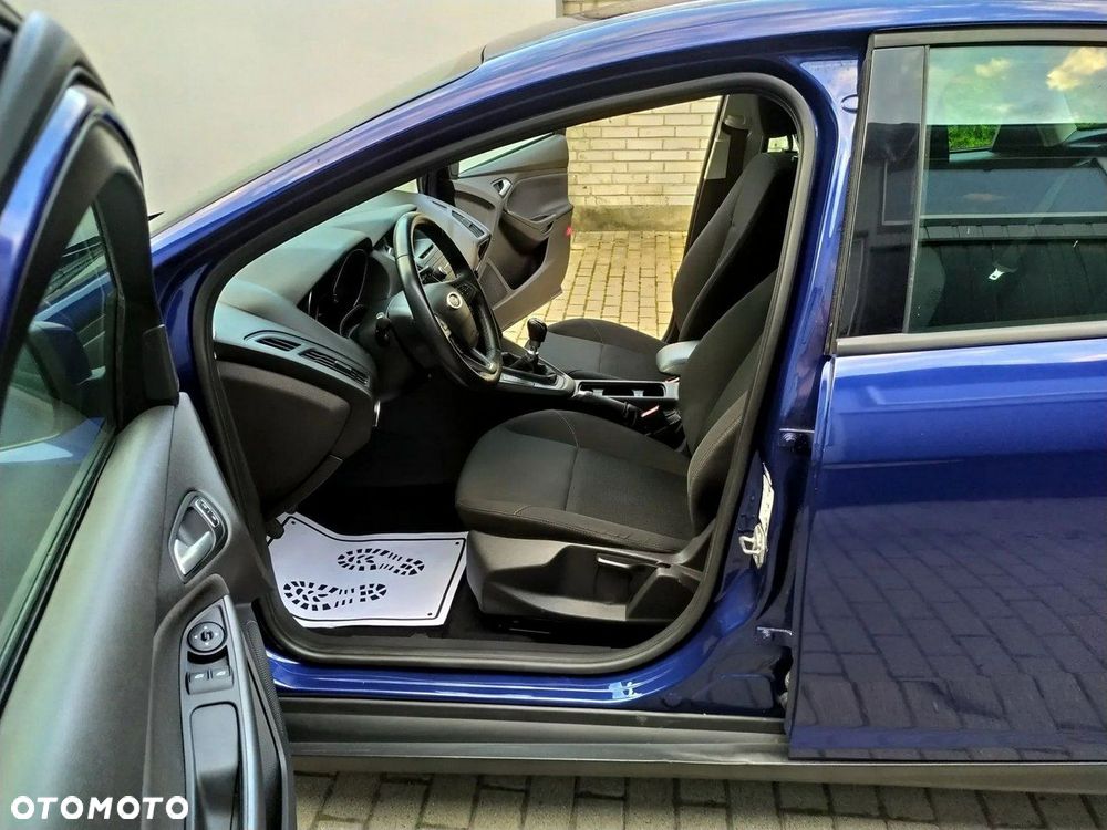 Ford Focus 1.0 EcoBoost Active Business - 17