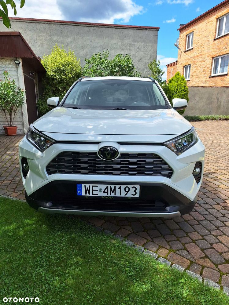 Toyota RAV4 - 1