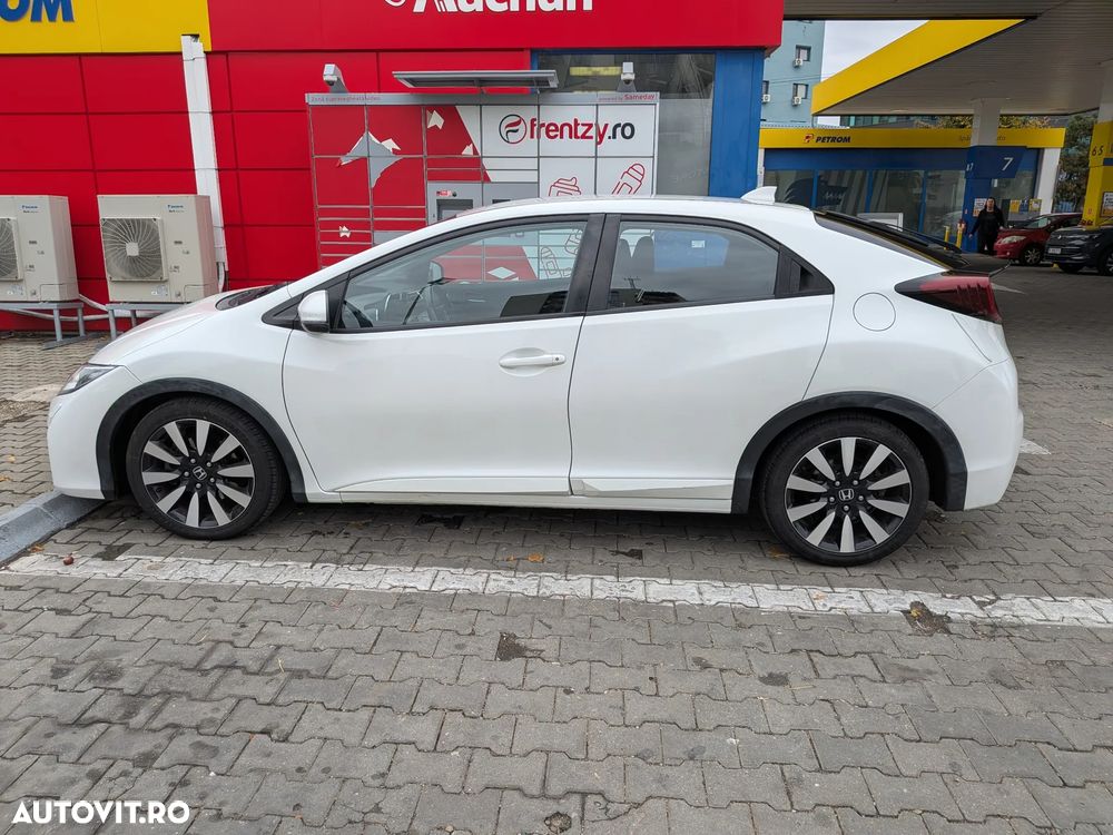 Honda Civic 1.8 i-VTEC MT Elegance Winter Pack - 1