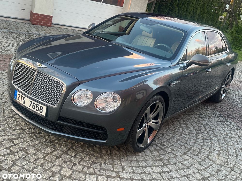Bentley Flying Spur V8 Mulliner - 4