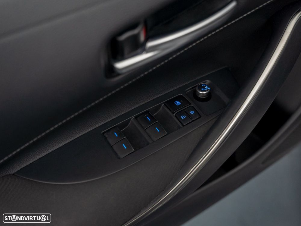 Toyota Corolla Touring Sports 1.8 Hybrid Comfort - 18