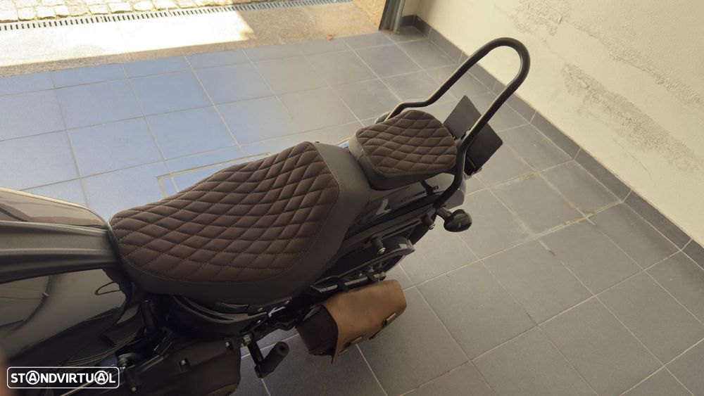 Harley-Davidson FXST - 5