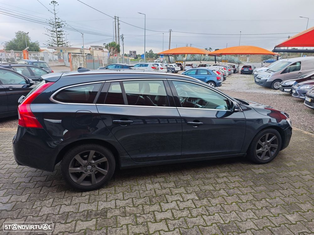 Volvo V60 2.0 D4 Summum Geartronic - 7