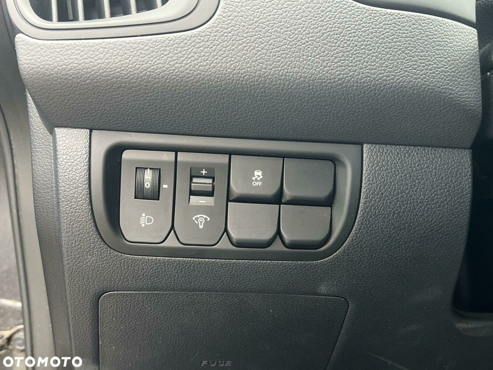 Kia Rio - 18